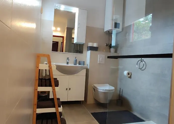 Apartament Spacious In Stari Grad, 80 M², Serene Garden Stari Grad (Hvar)