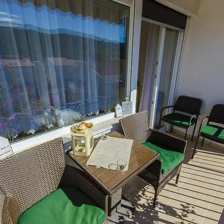 Apartment Charming In With Terrace And Enclosed Garden *