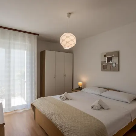 Apartment Charming In With Terrace And Enclosed Garden